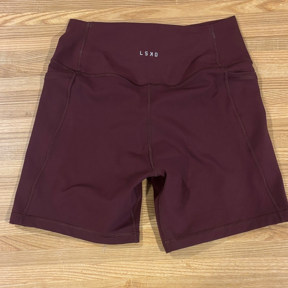 LSKD High-Rise Bike Shorts in Deep Burgundy
